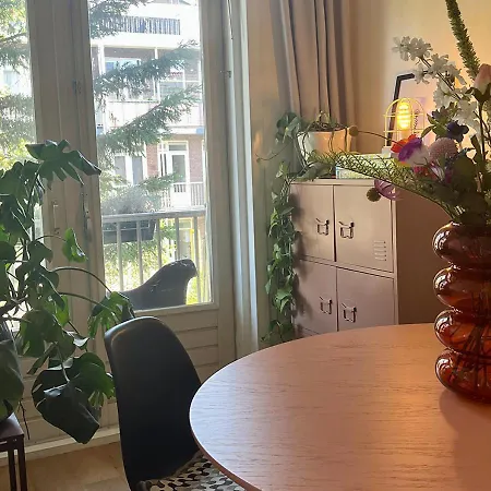 Modern And Light In Amsterdam-west *